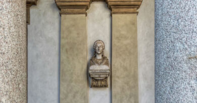 Statua di Maria Gaetana Agnesi (#531)