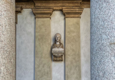 Statua di Maria Gaetana Agnesi (#531)
